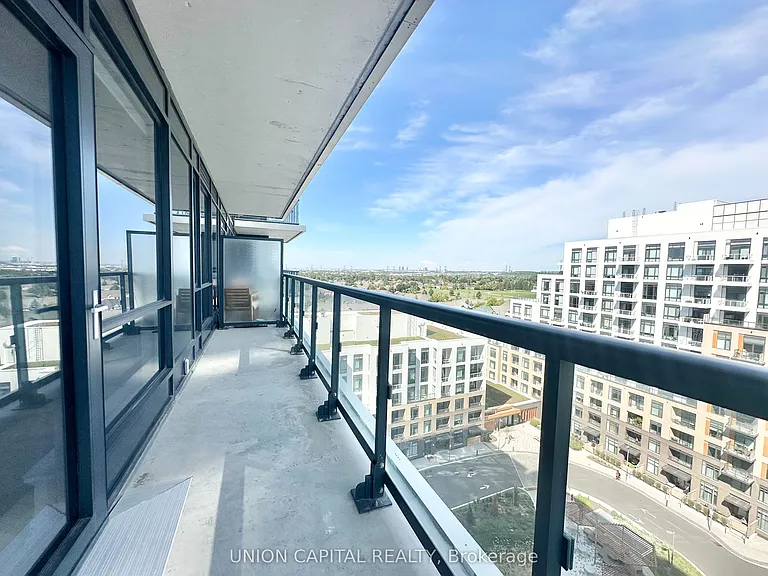 7950 Bathurst St #1126 — Photo 13