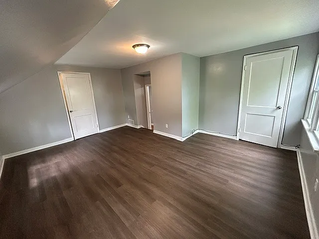 151 Eastmoreland Dr — Photo 22