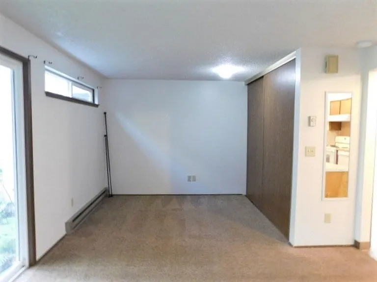 2341 State St — Photo 4