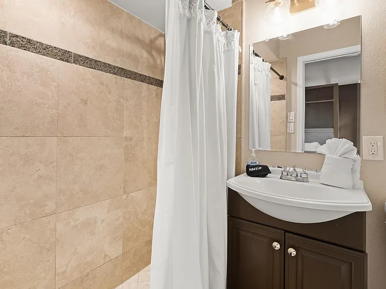6419 E Cambridge Ave — Photo 15
