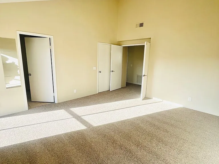 8230 Caminito Modena — Photo 19