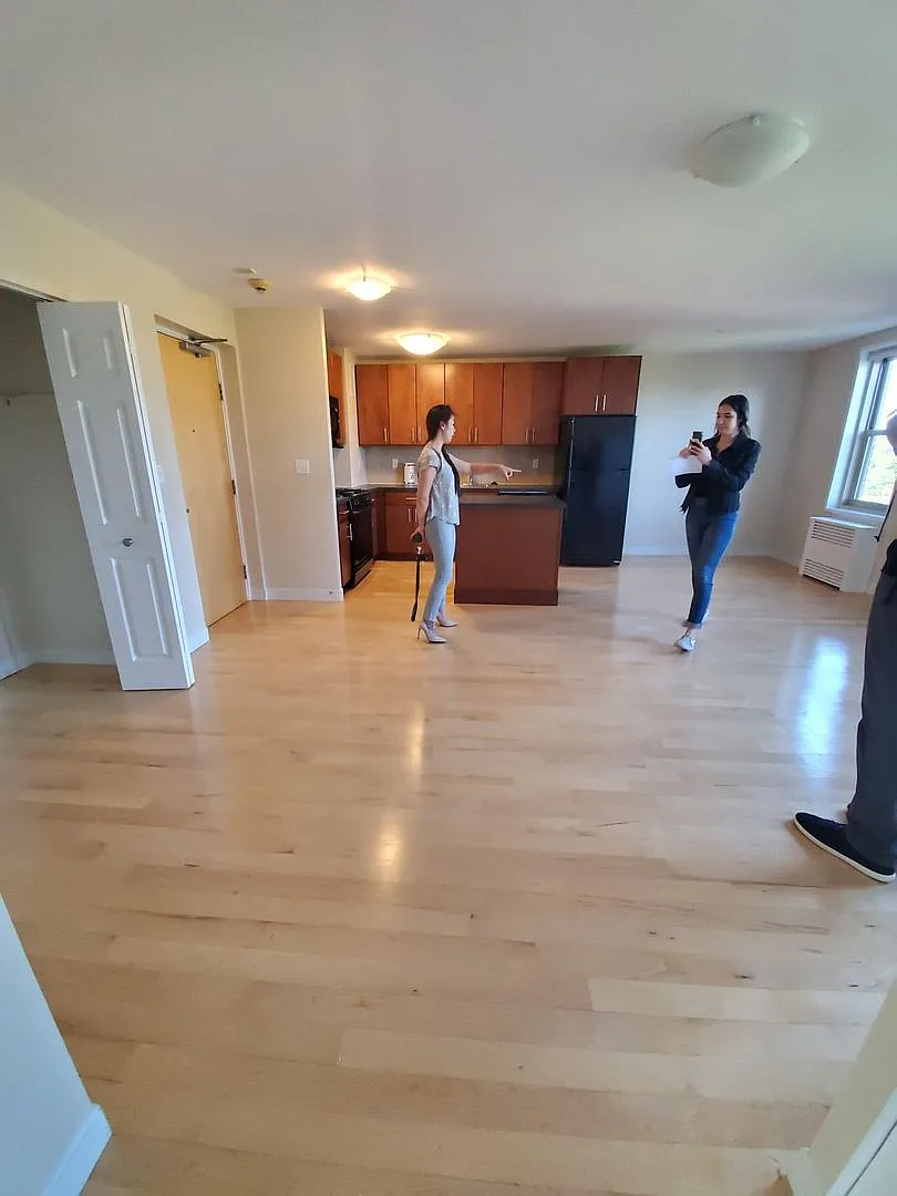2 bed/1 bath in Brighton — Photo 2