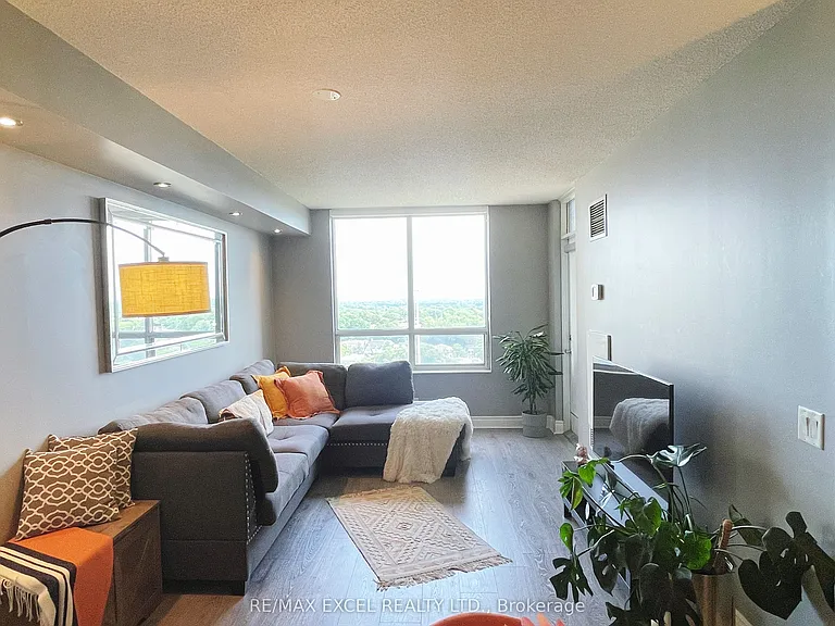 78 Harrison Garden Blvd #1404 — Photo 7