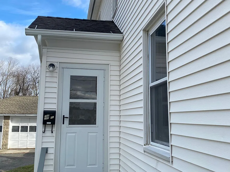 162 Red Mountain Ave #2