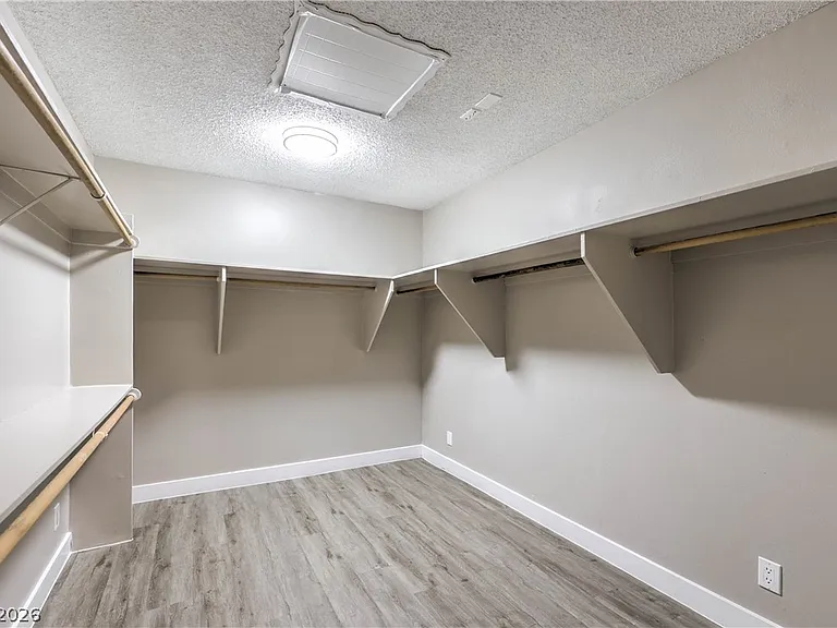 343 Greenbriar Dr #343-TOWNHOUSE — Photo 14