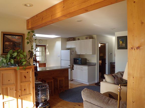 From Grt Room into Kitchen