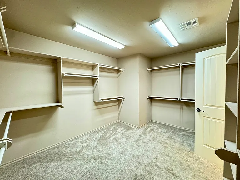 17225 Ridgewood Dr — Photo 21