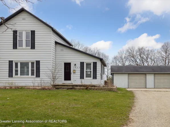 1055 Maynard Rd, Portland, MI 48875