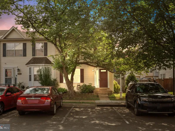 831 Vanderbilt Ter SE, Leesburg, VA 20175