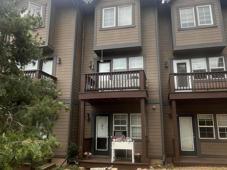 2nd image of 31 Chelsea Ct