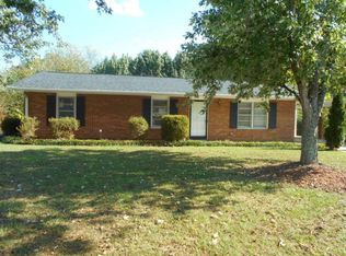 1118 Lorraine Dr, Graham, NC 27253