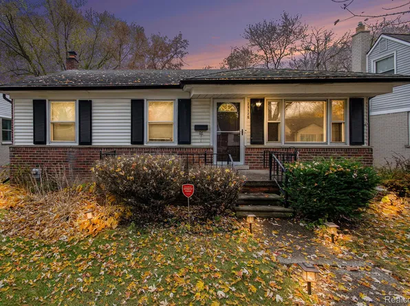 23120 Church St, Oak Park, MI 48237