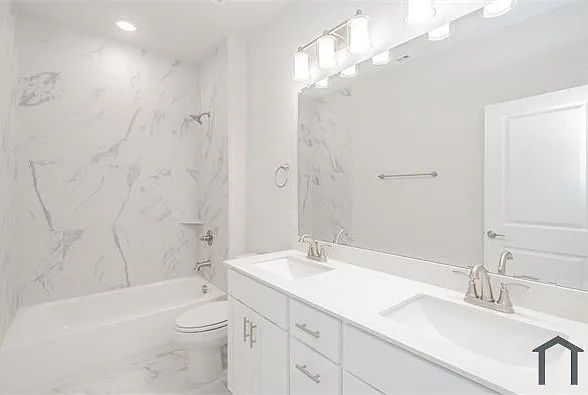 9709 Thorncrown Ln — Photo 17