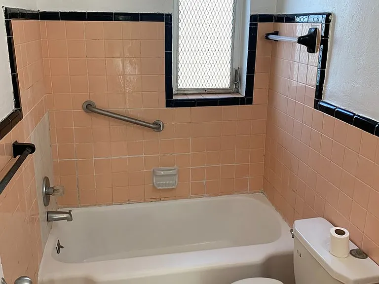 1874 NW Flagler Ter — Photo 19