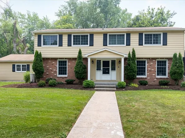 181 Halwill Aka 40 Parkledge Dr, Buffalo, NY 14226