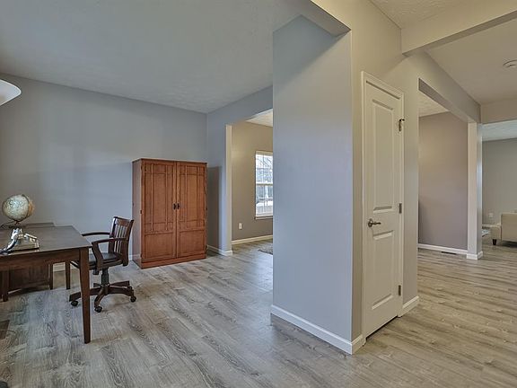 5th image of 2532 Bexley Hill Pl