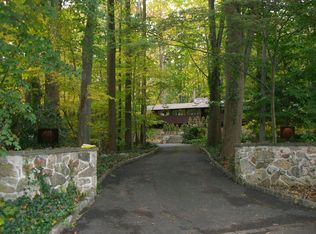 12 Churchill Rd, Old Tappan, NJ 07675