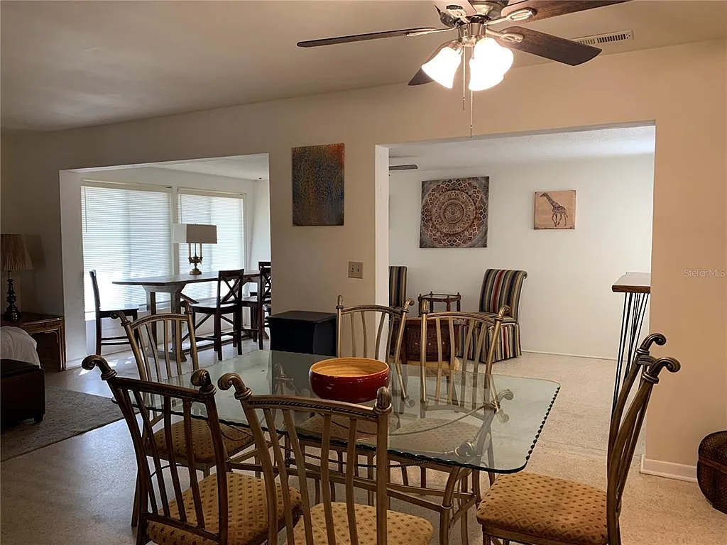 2 bed, 1.5 bath, 2074 sqft, $2,700 — Photo 4