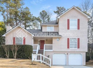 2990 Trotters Pointe Dr, Snellville, GA 30039