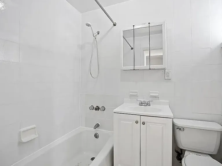265 Clinton St #L1 — Photo 7