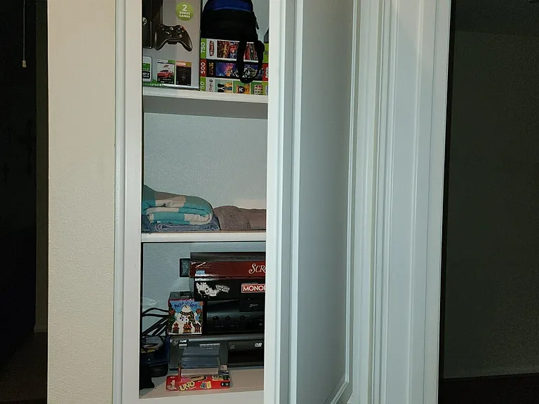 2403 Crystal Dr — Photo 9