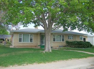 215 Creston Dr, Pueblo, CO 81004