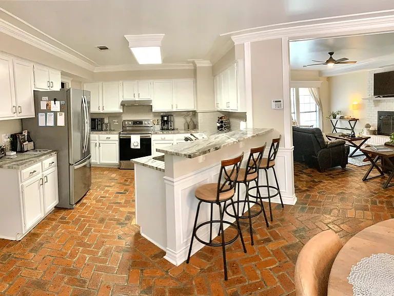 2584 Audubon Pl — Photo 5