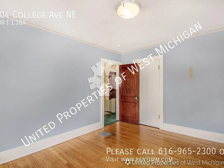 304 College Ave NE — Photo 9