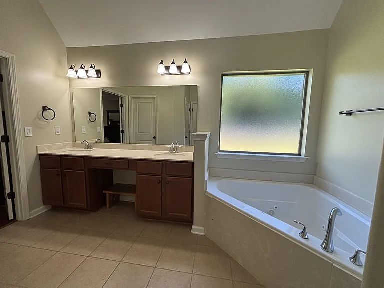 6399 William Hill Dr — Photo 26