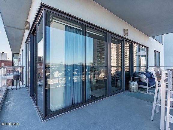 5th image of 510 Monroe Avenue #405