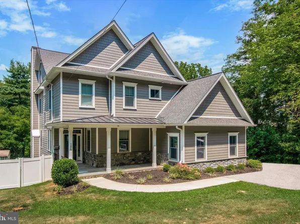 186 Marple Rd, Broomall, PA 19008