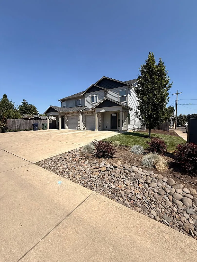 202WIL-Duplex — Photo 4