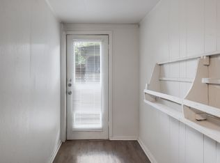 2318 Willow St #B, Austin, TX 78702