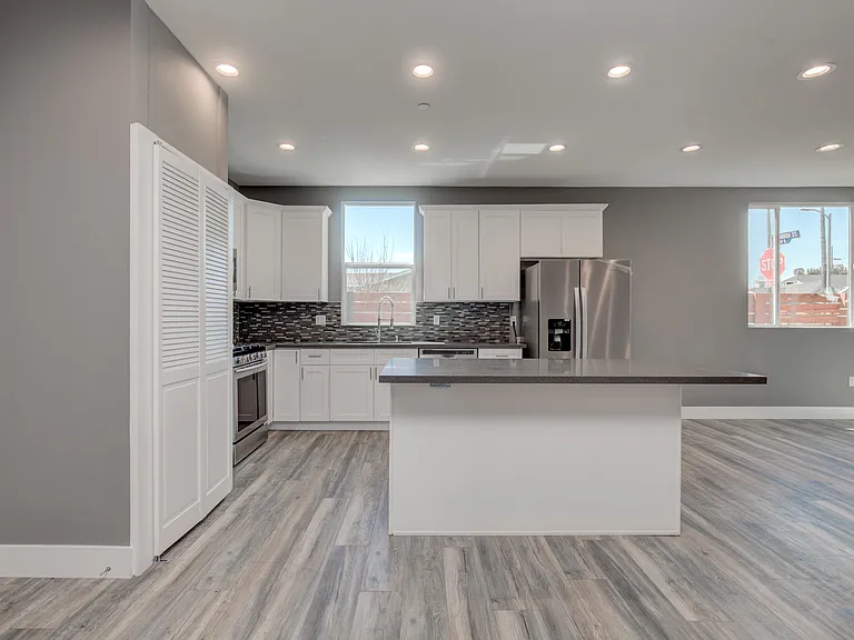 3626 S Cimarron St — Photo 10