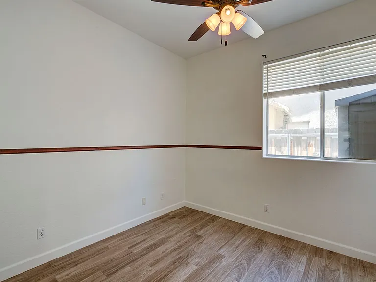 5508 W Bluff Ave — Photo 17
