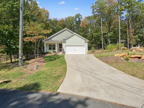 110 Cherry Ct, Waleska, GA 30183