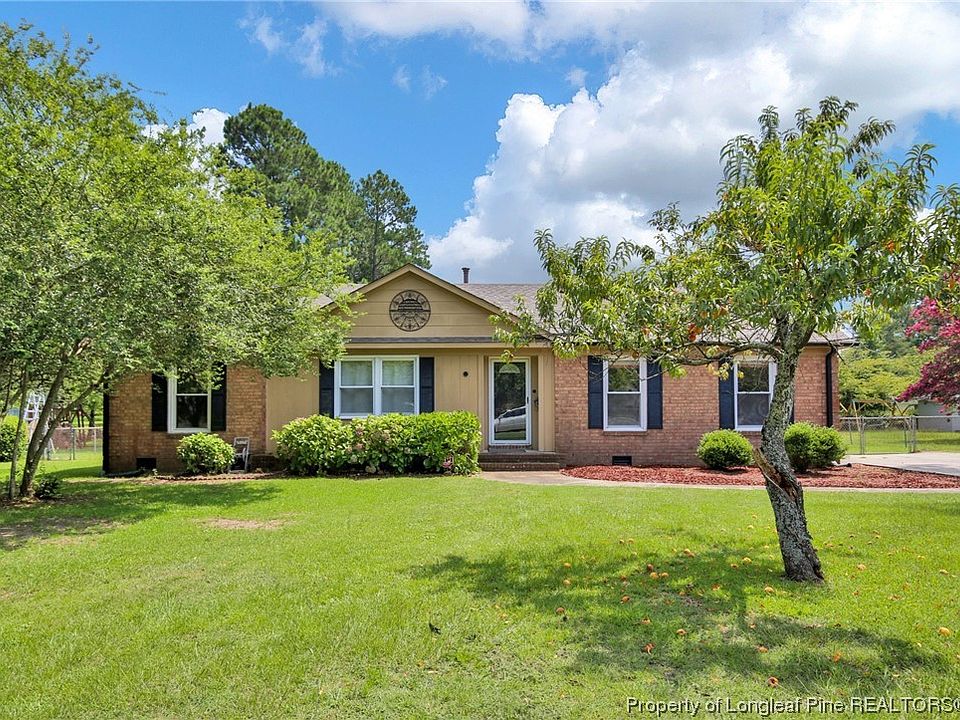 1st image of 449 Stacy Weaver Dr