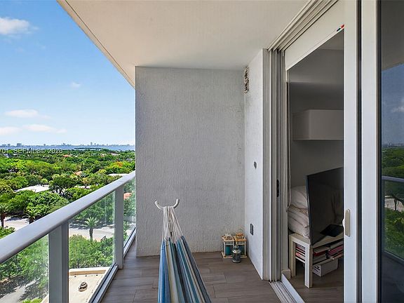 4th image of 4250 Biscayne Blvd APT 1206
