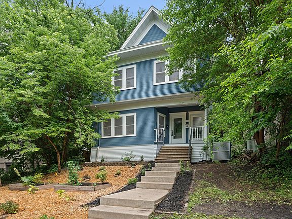 3rd image of 129 Arthur Ave SE