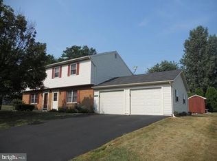 519 Radio Rd, Elizabethtown, PA 17022