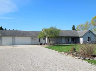 4524 Hursh Rd, Fort Wayne, IN 46845