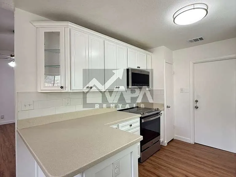 13811 Flairwood St — Photo 10