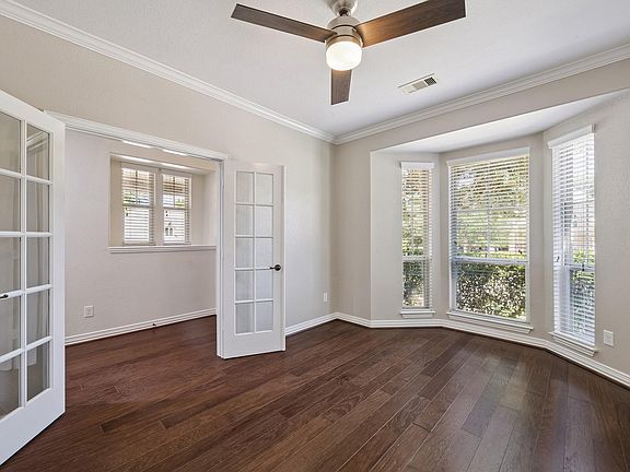 3rd image of 1041 Cedar Forest Dr