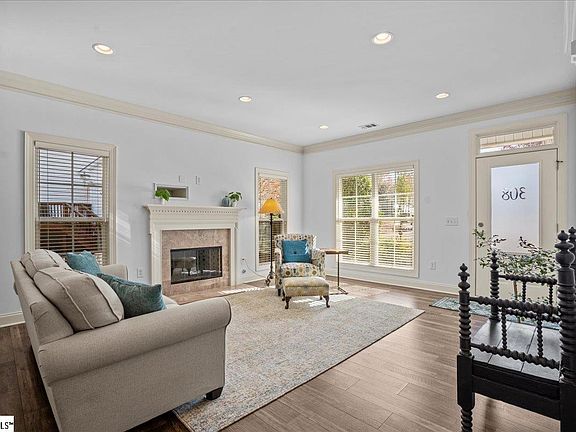 2nd image of 308 Southcreek Dr
