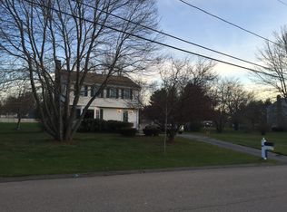 405 Dailey Dr, Franklin, MA 02038