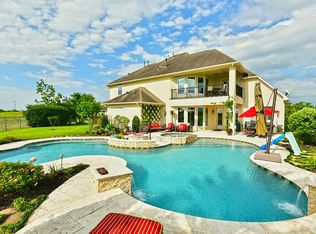 5329 Southchase Ln, League City, TX 77573