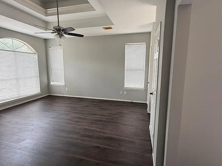 1927 Kelona Dr — Photo 10