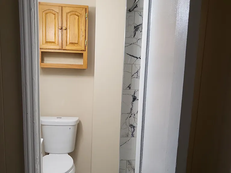 Bathroom1