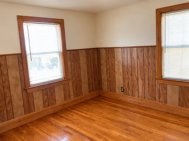 108 Garfield Ave — Photo 4
