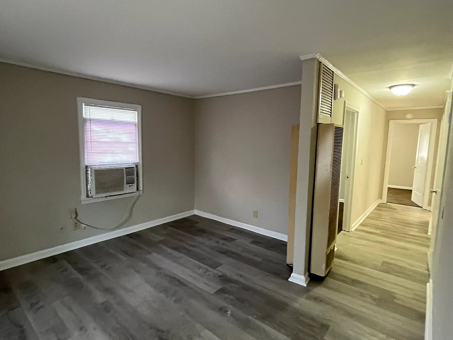 3 bed, 936 sqft, $875 — Photo 3